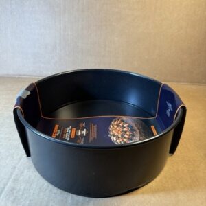 Tower Cake Tin Non-Stick Round 25cm - Image 1